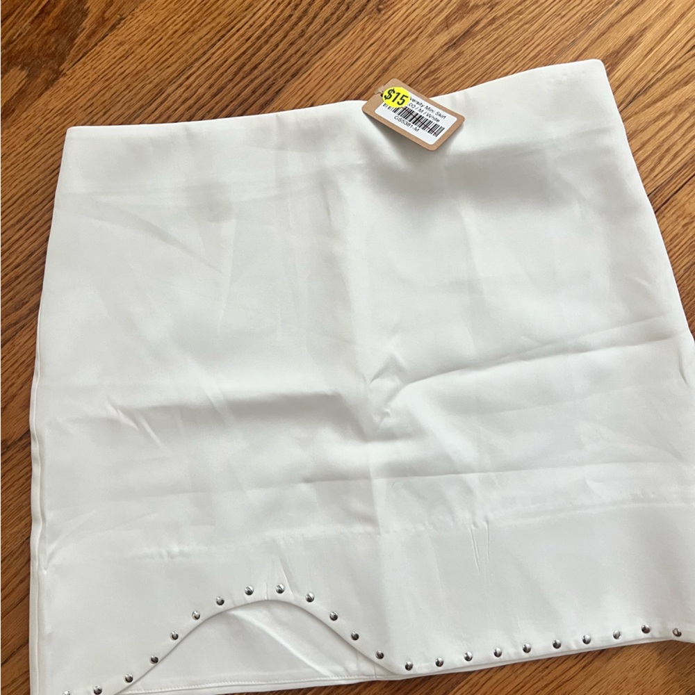White mini skirt